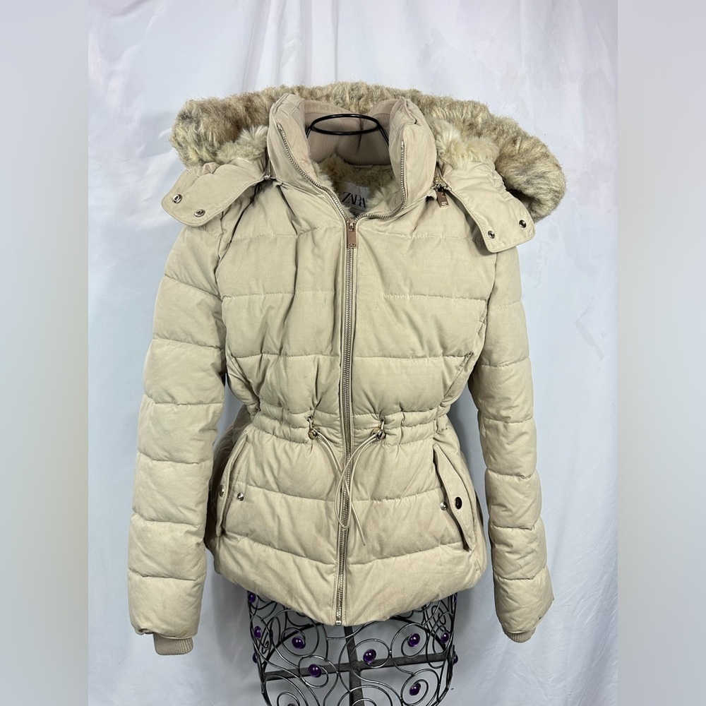 Zara cream quilted puffer faux fur lined hooded jacket size XL